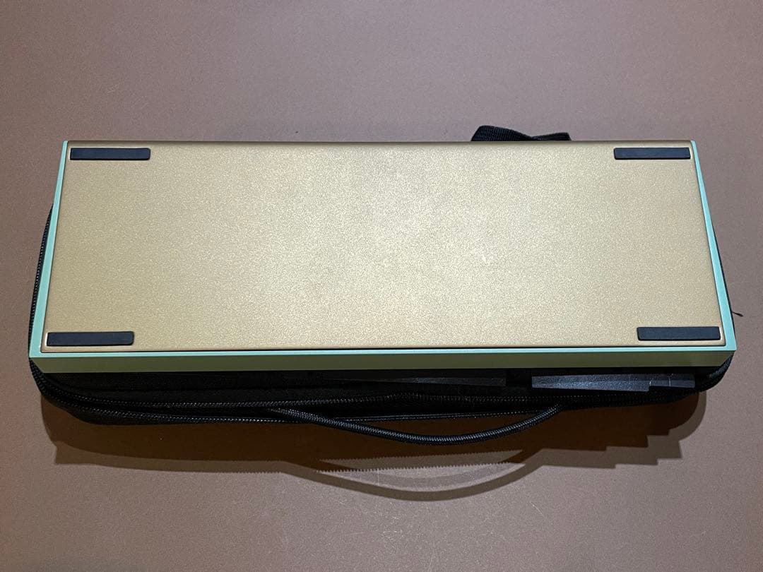 QK65 R1 (green and gold) 自作キーボード