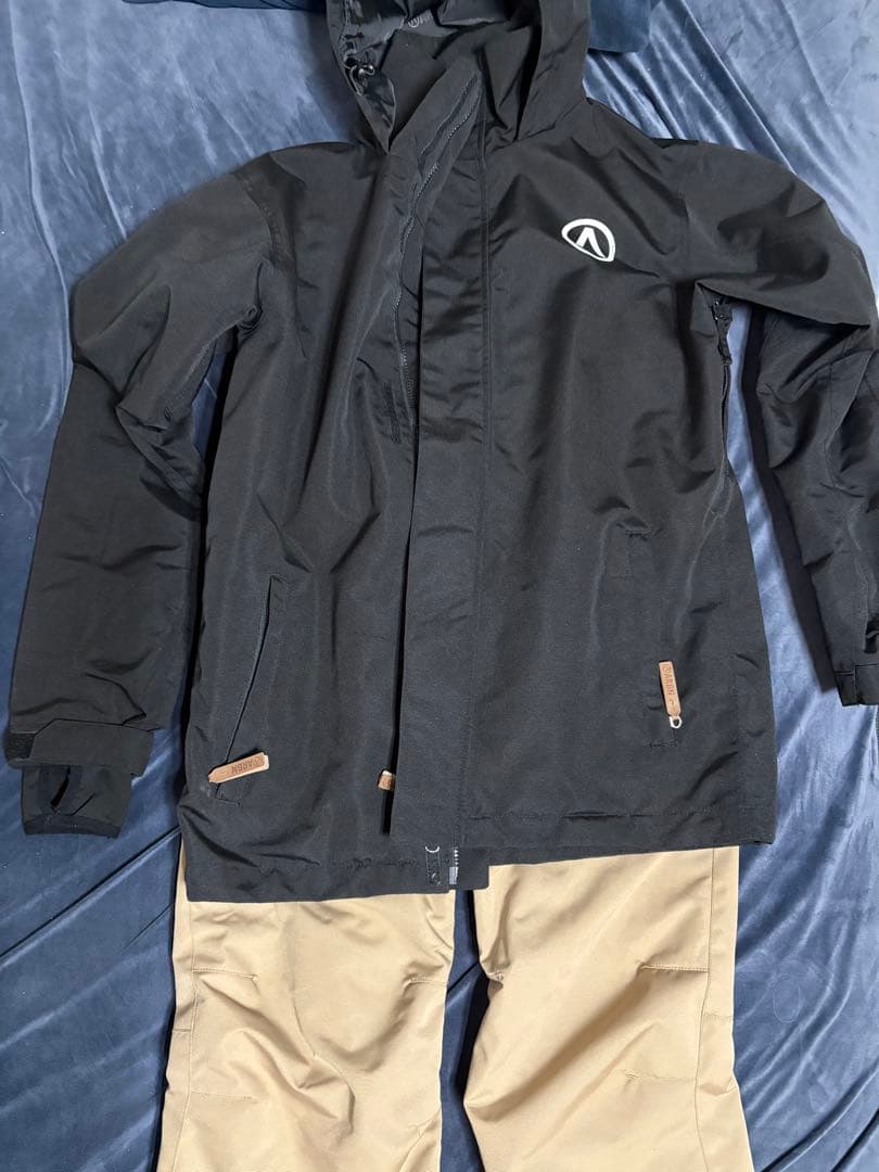 スキーウェア　Lサイズ　ARBN