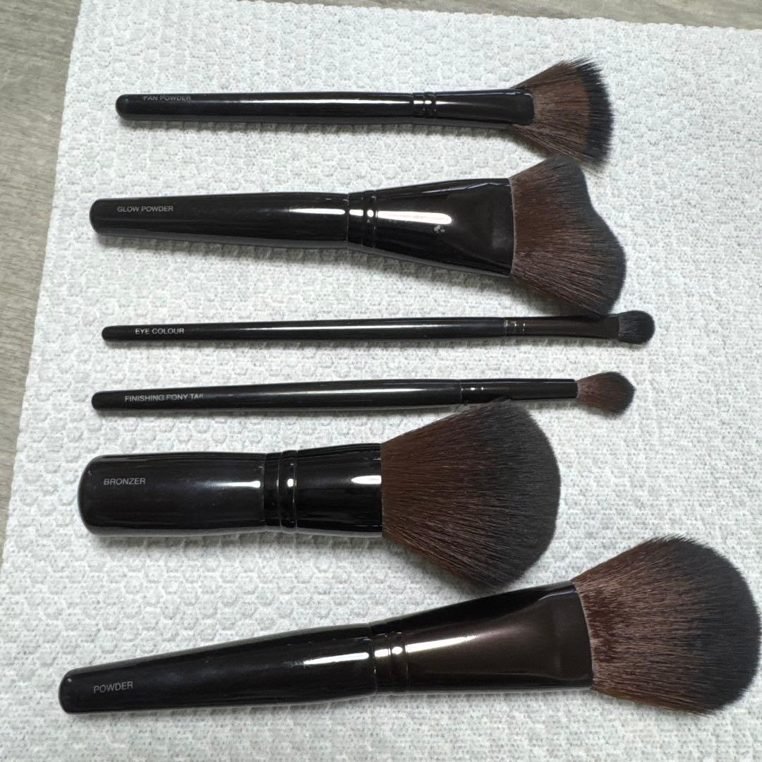 【Laura Mercier 】　ローラ・メルシエ メイクブラシセット