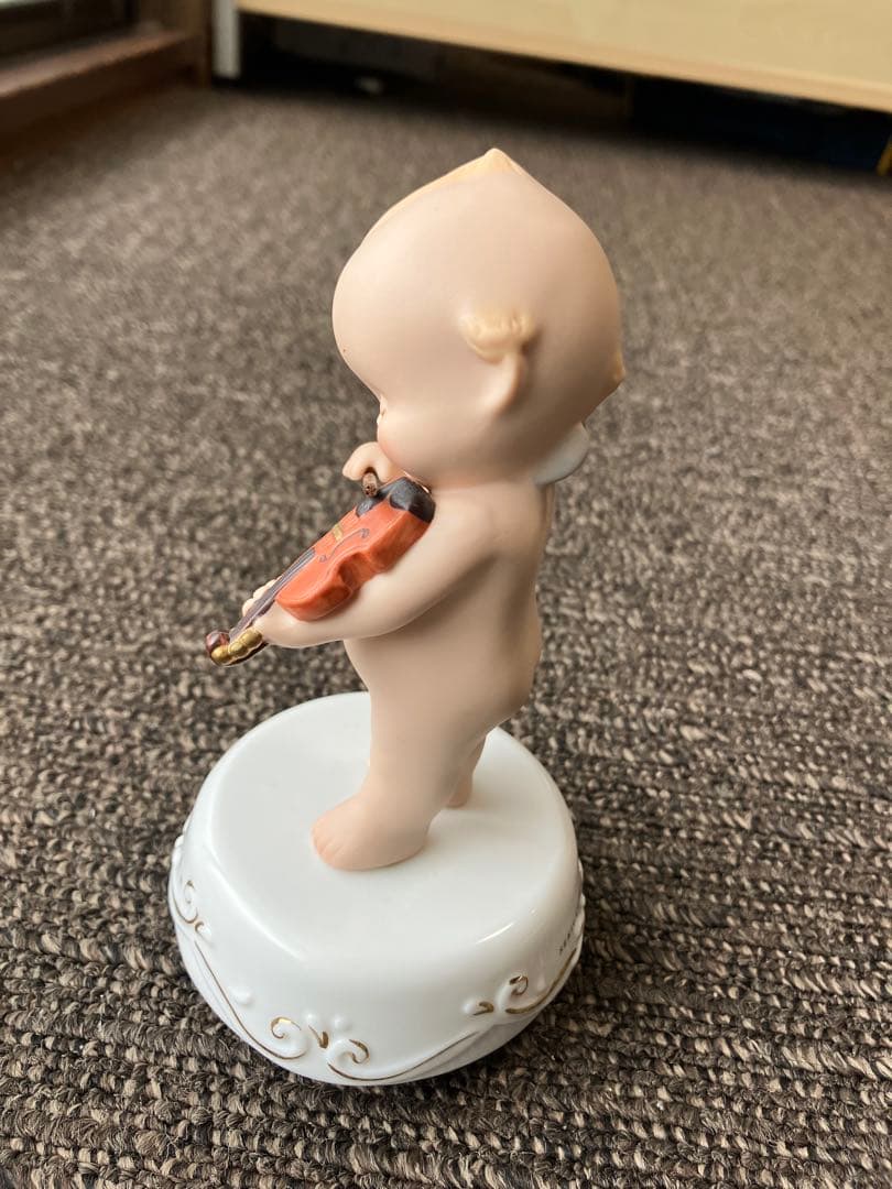セキグチキューピー バイオリン フィギュア　オルゴール