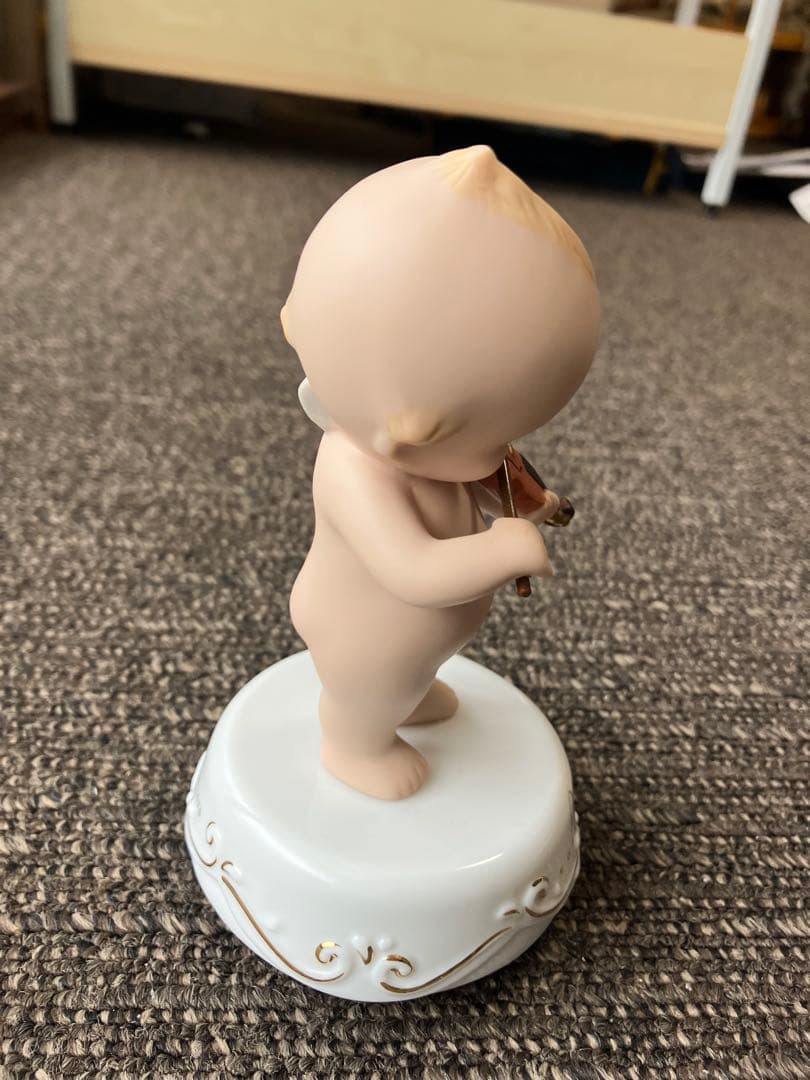 セキグチキューピー バイオリン フィギュア　オルゴール