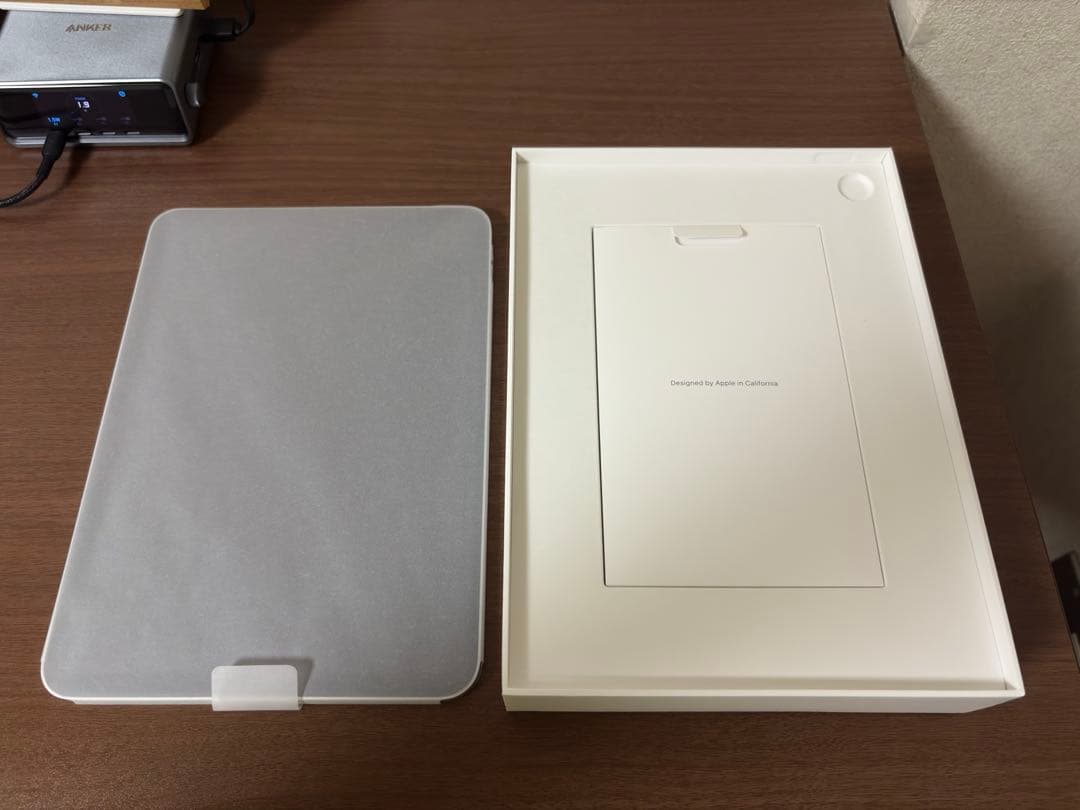 iPad 第10世代（シルバー、64GB、Wi-fi）他ケース