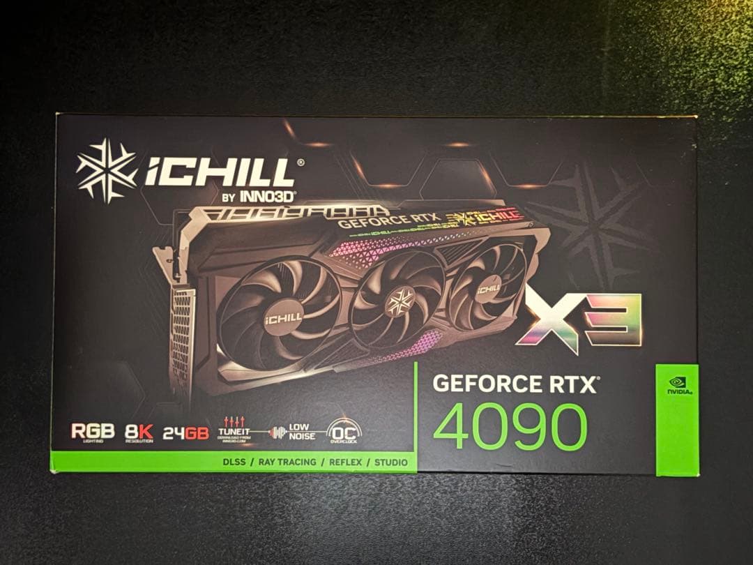 INNO3D GeForce RTX 4090 iCHILL X3 付属品完備