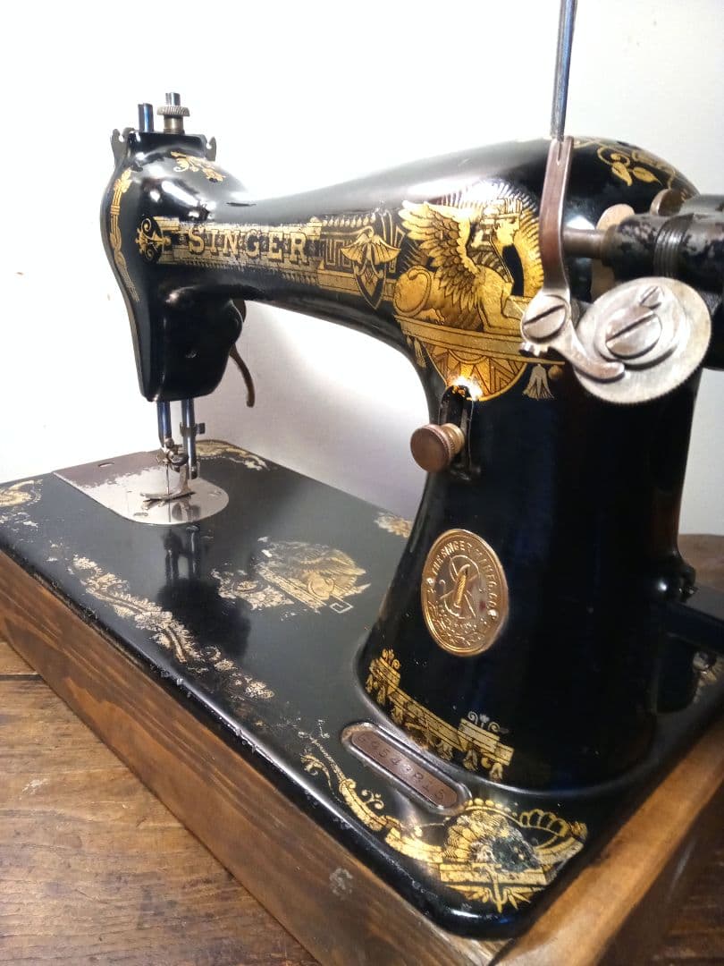 数日限定セール　SINGER　縫うためのアンティークミシン　スフィンクス　手回し