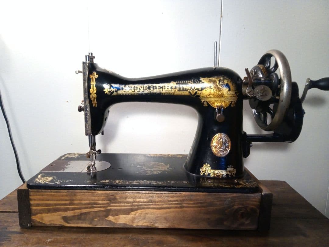 数日限定セール　SINGER　縫うためのアンティークミシン　スフィンクス　手回し