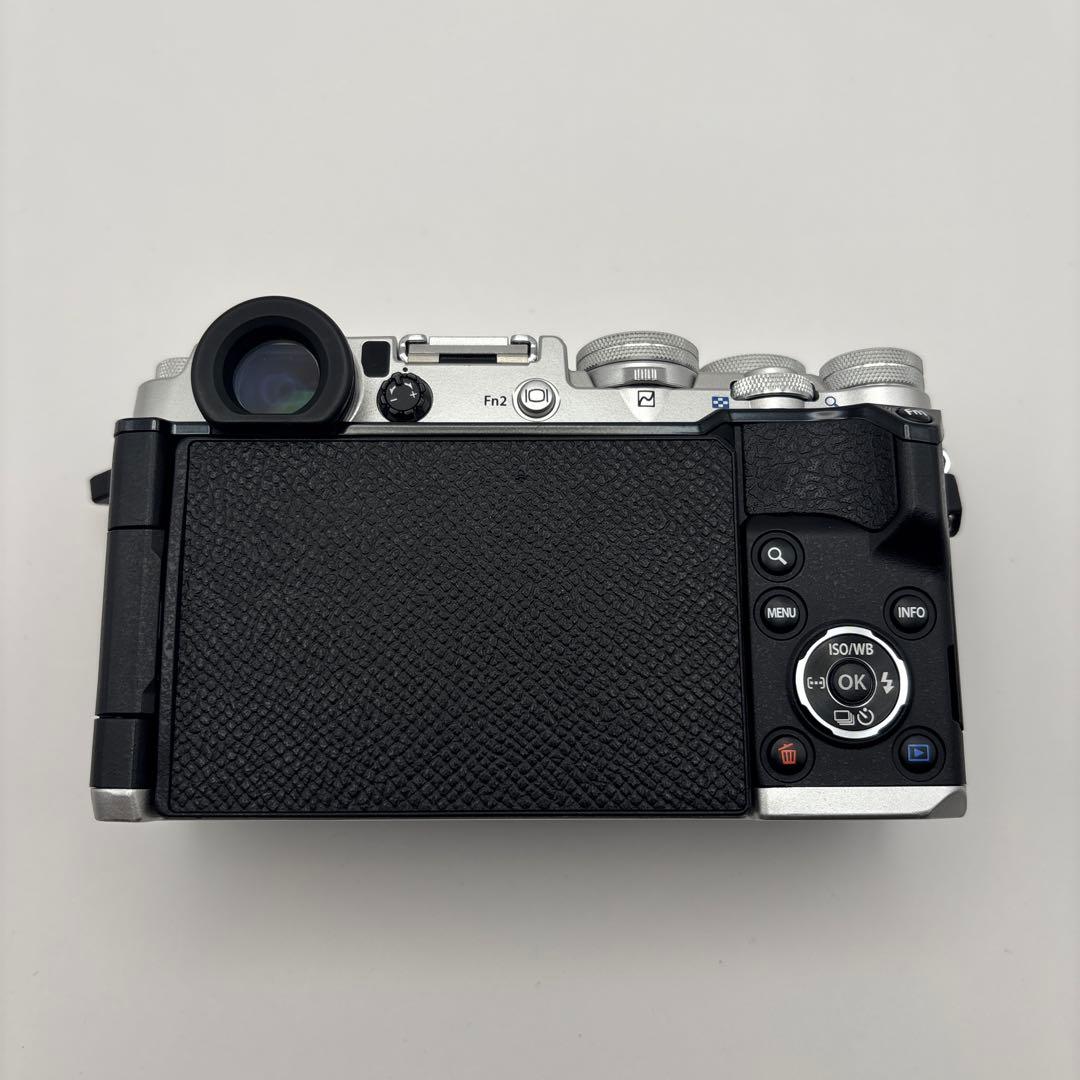 デジタルカメラ OLYMPUS PEN-F