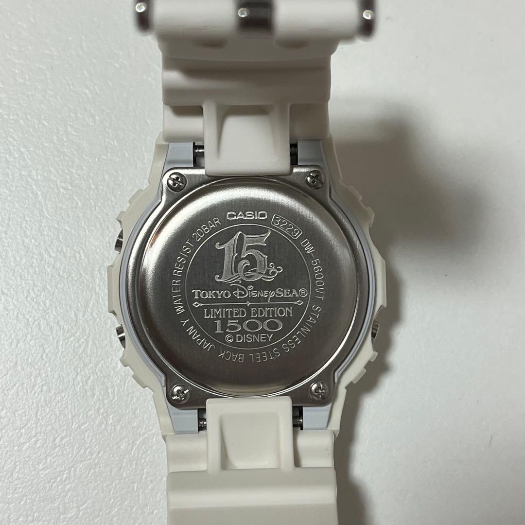 ディズニーシー 15周年 G-SHOCK ホワイト 箱・説明書付 ミッキー