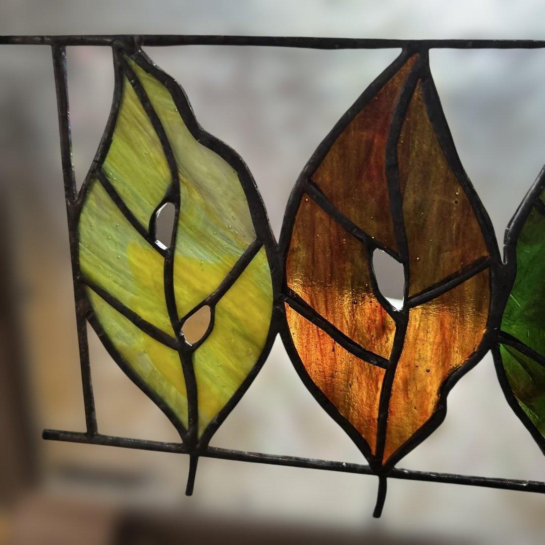 ステンドグラス　パネル秋の葉っぱ達11