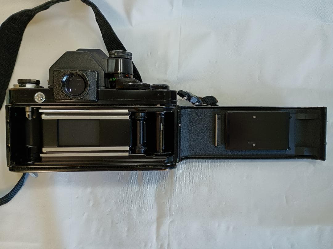 Nikon Ｆ２　フォトミックＳ Nikkor 35mm　ｆ2.8レンズ付き