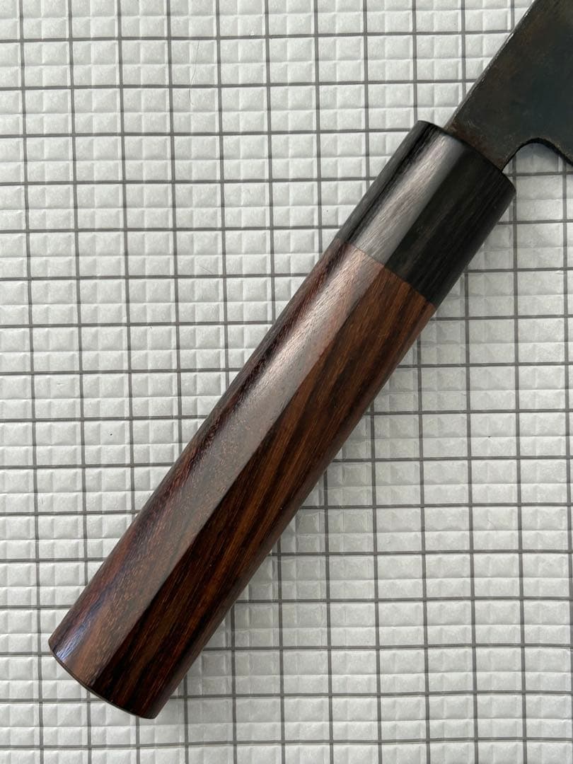 仙助 三徳 包丁 170mm 安来鋼 青紙二号 紫檀シノギ柄 黒打ち ②