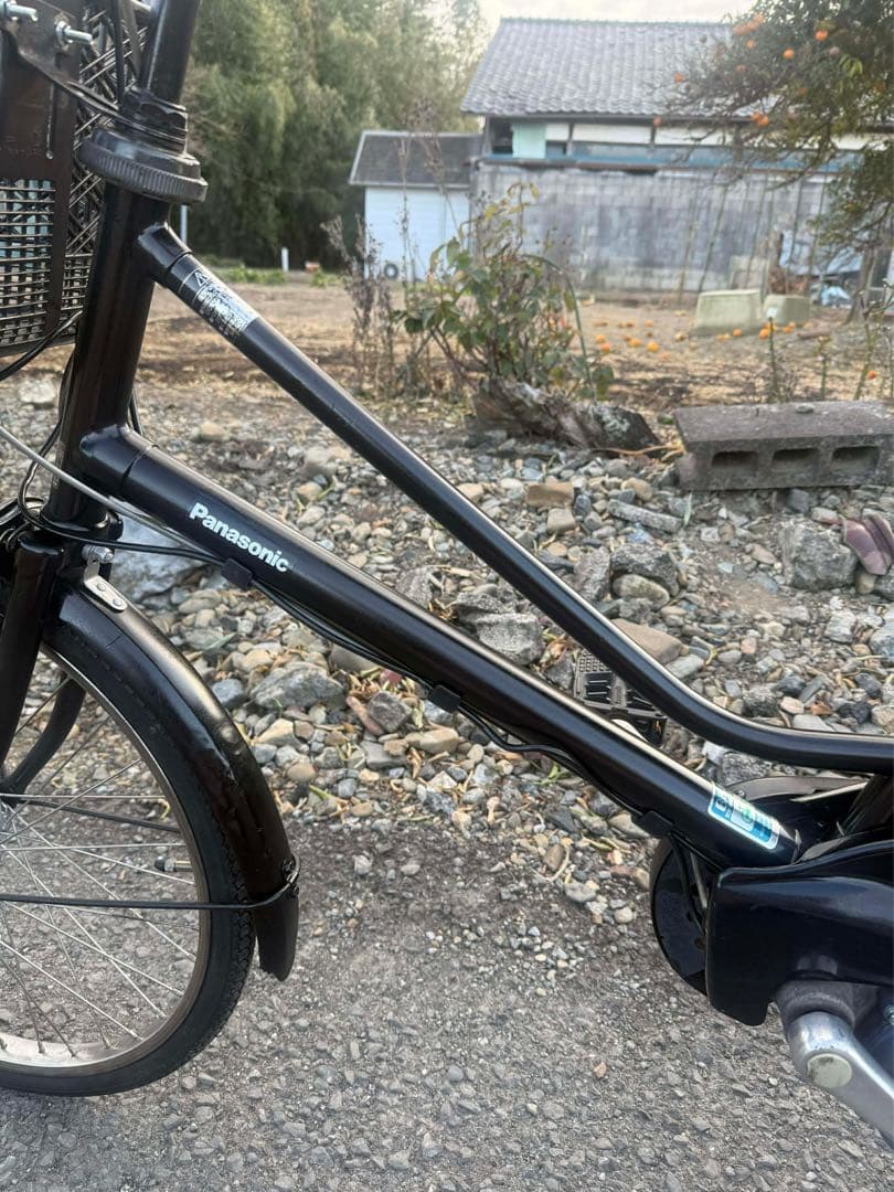 電動アシスト自転車 黒 バスケット付き