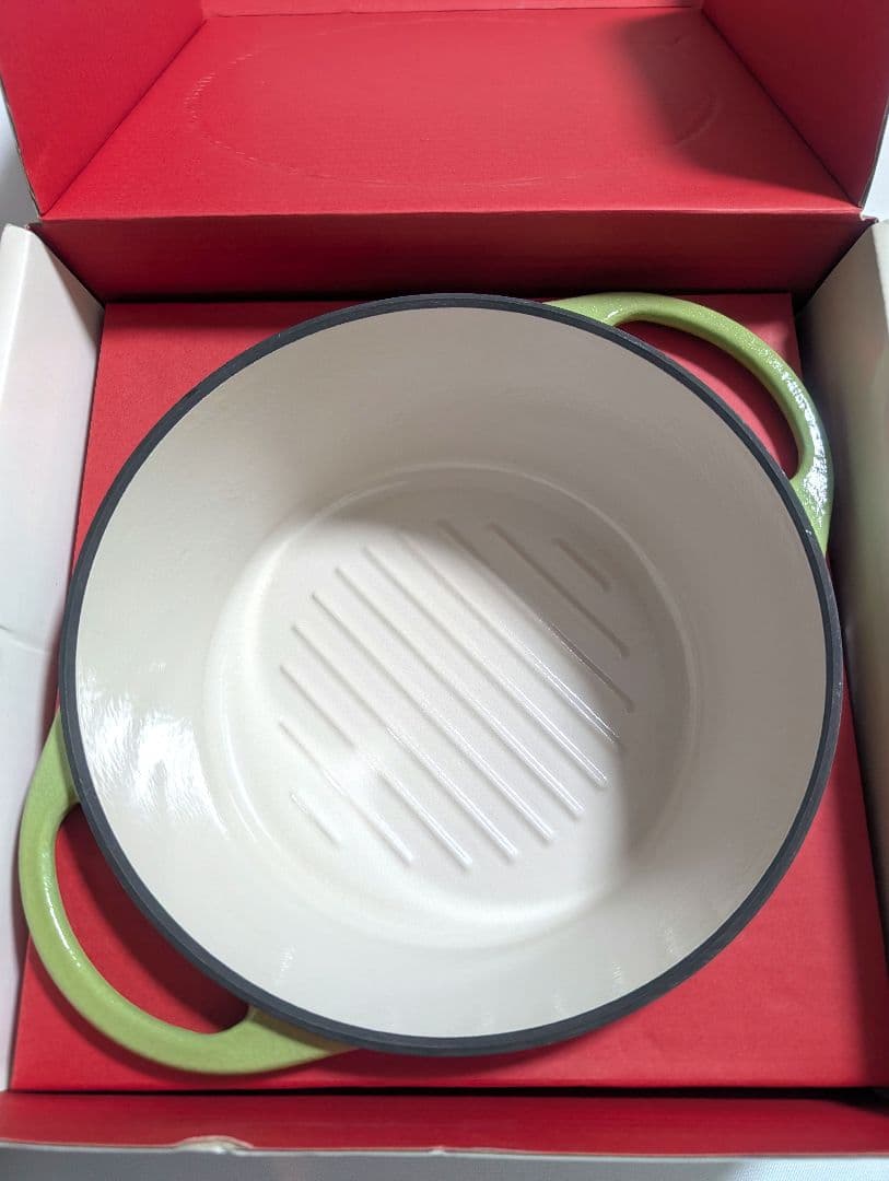 極美品VERMICULAR 両手鍋 OVEN POT ROUND #22グリーン