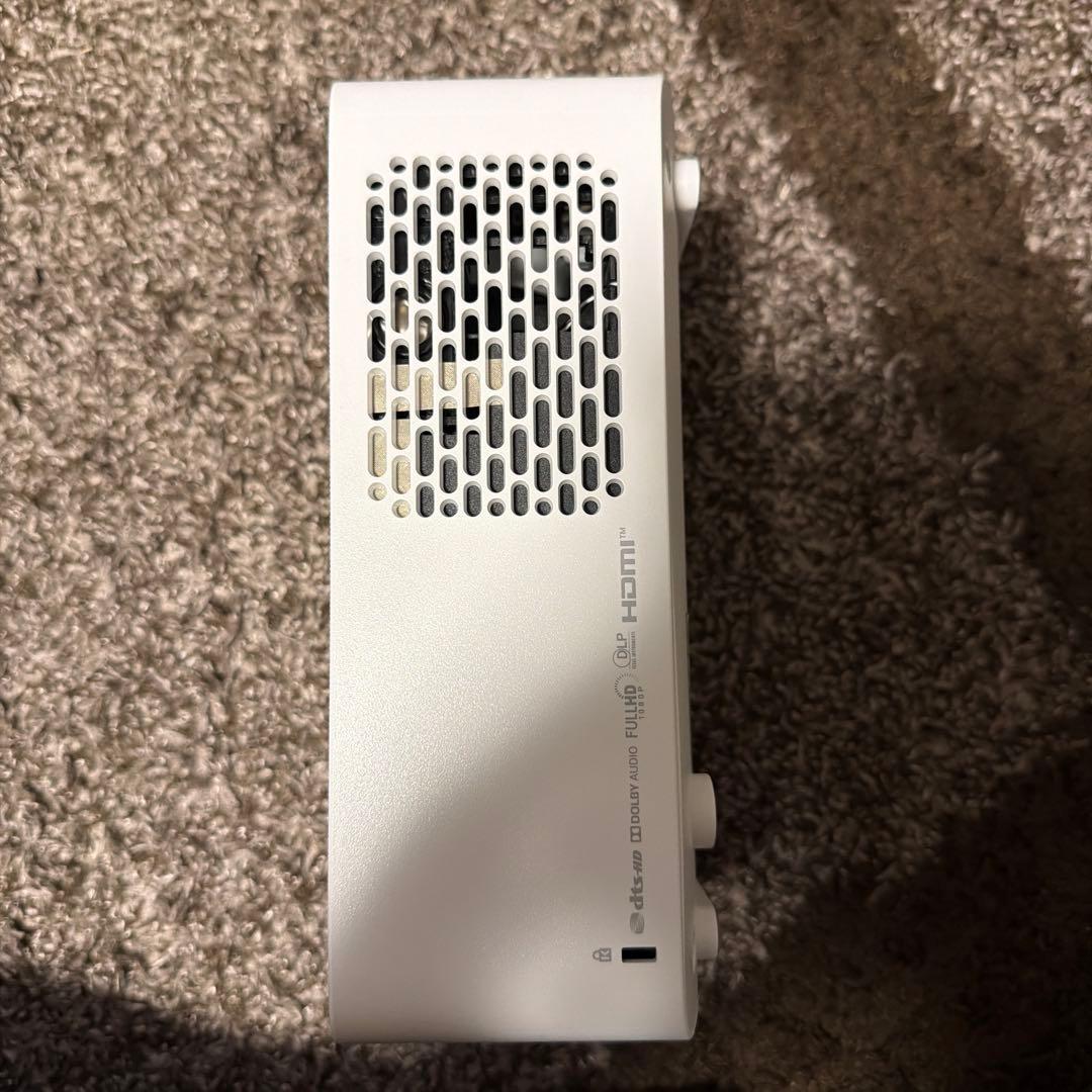 LG HF60LS LEDプロジェクター