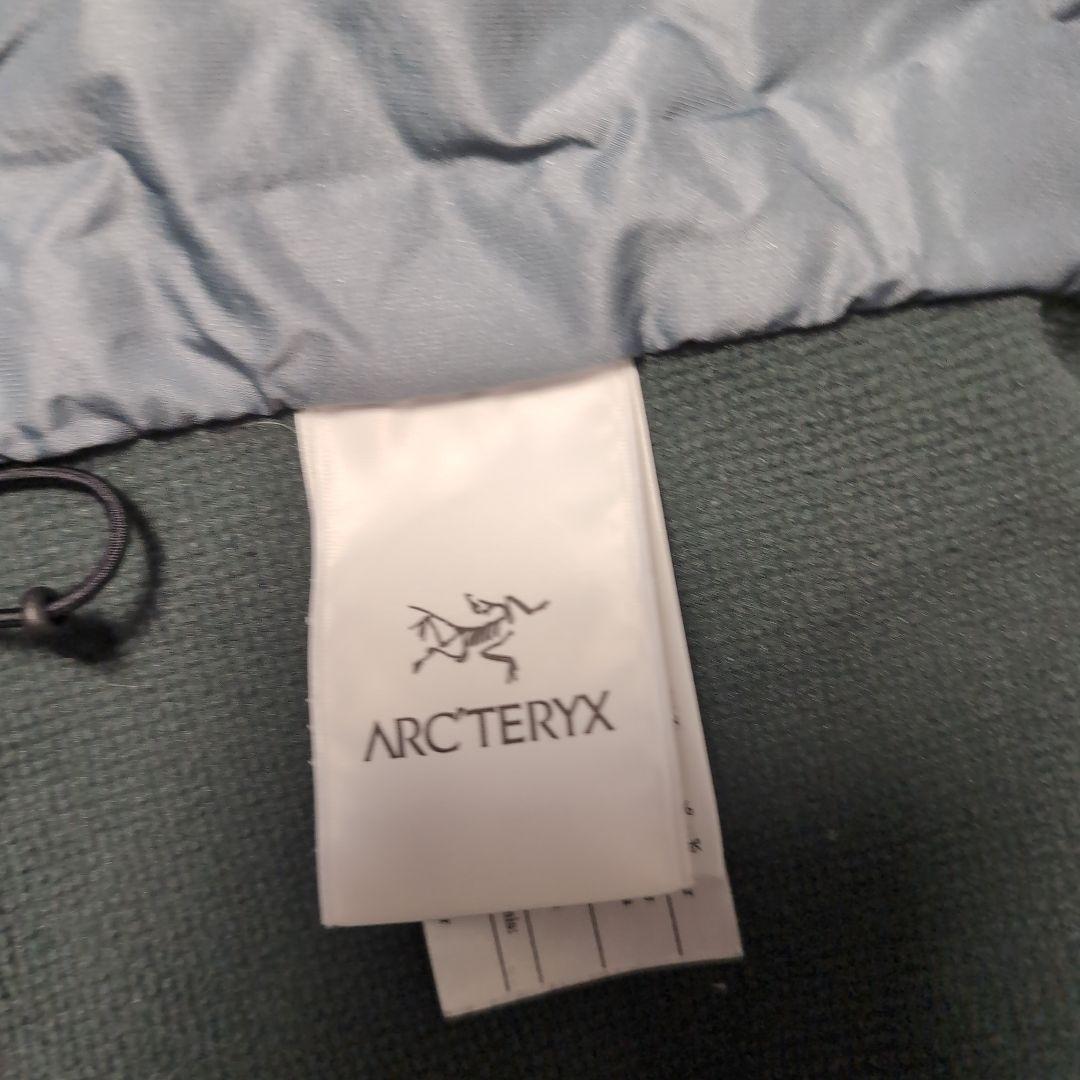 週末値下げアークテリクス　ARC'TERYX ジャケット L　アトムフーディ