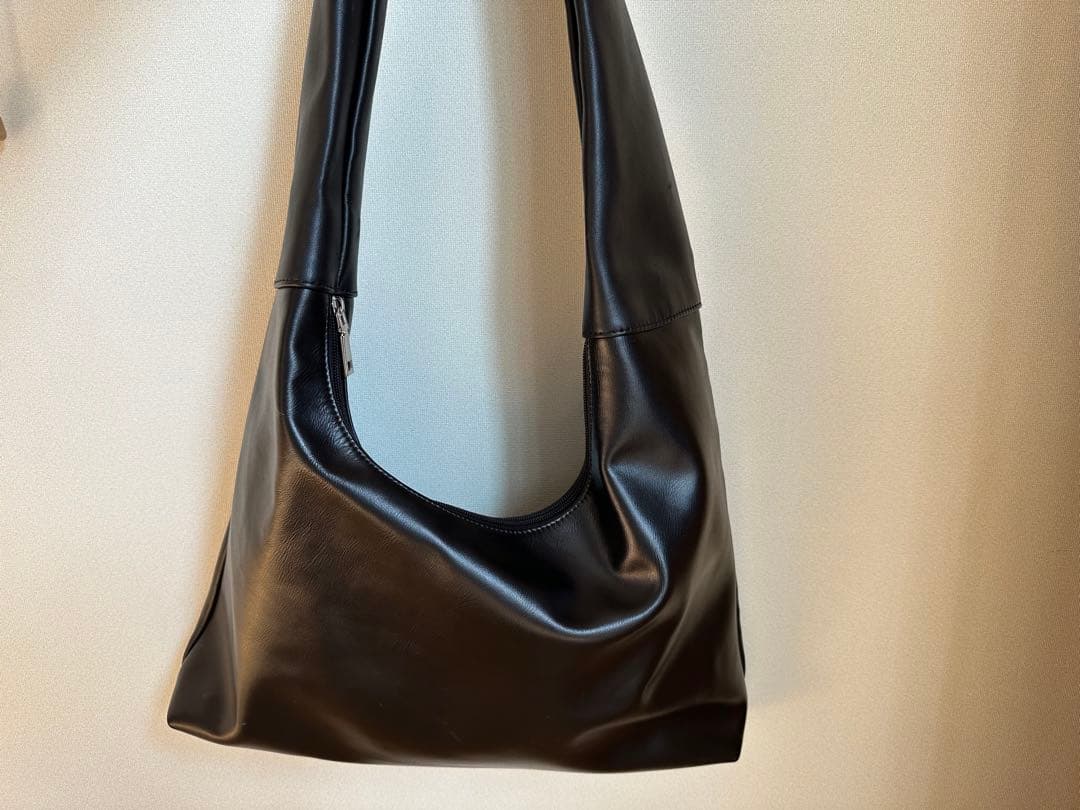 STUDIOUS レザー ショルダーバッグ