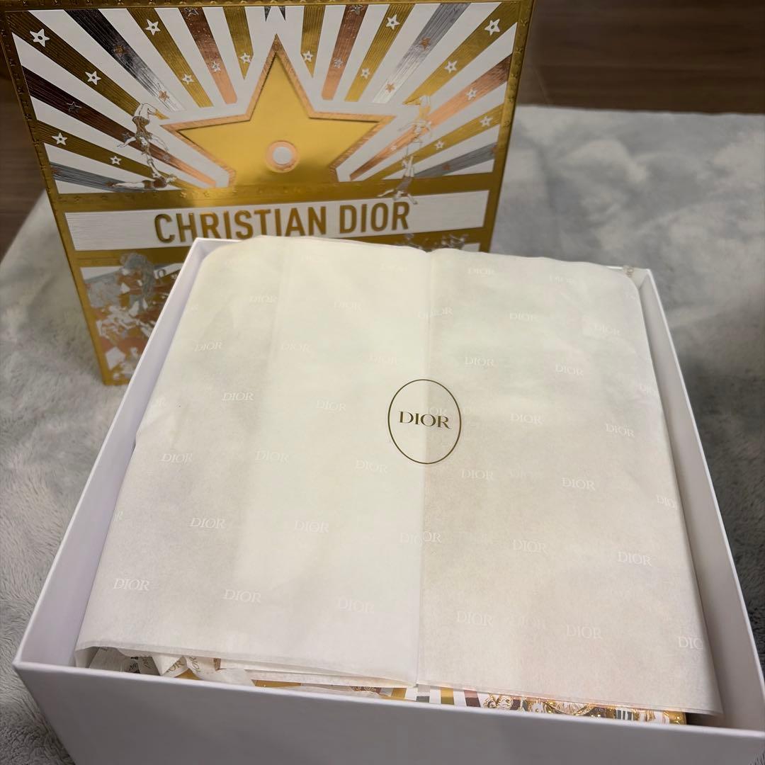 ディオールホリデーオファー