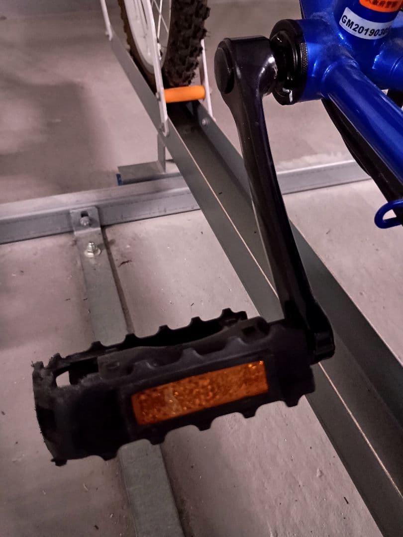 小学生　自転車　20サイズ　青色　マウンテンバイク　ギア付き　対面取引