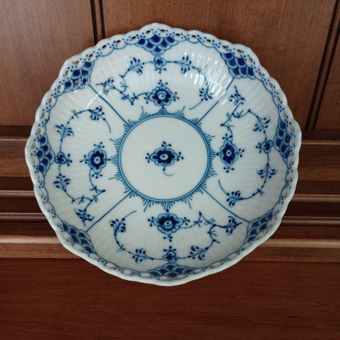 ロイヤルコペンハーゲン ブルーフルーテッド フルレース ケーキディッシュ脚付