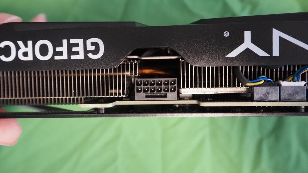 グラフィックボード・グラボ・ビデオカード RTX 4070 SUPER 12GB VERTO OC Dual Fan