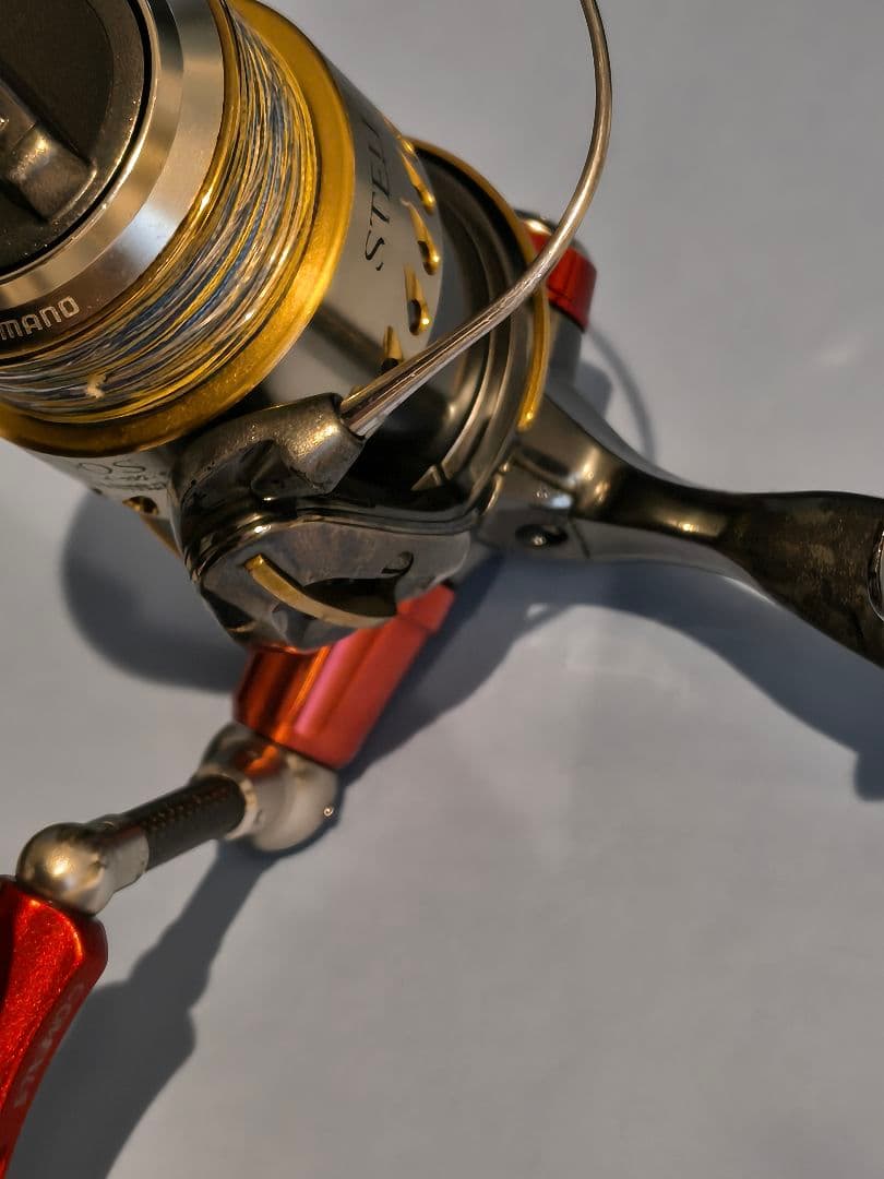 ハ*ん様 シマノ 04 STELLA ステラ 2000S スピニングリールZPI