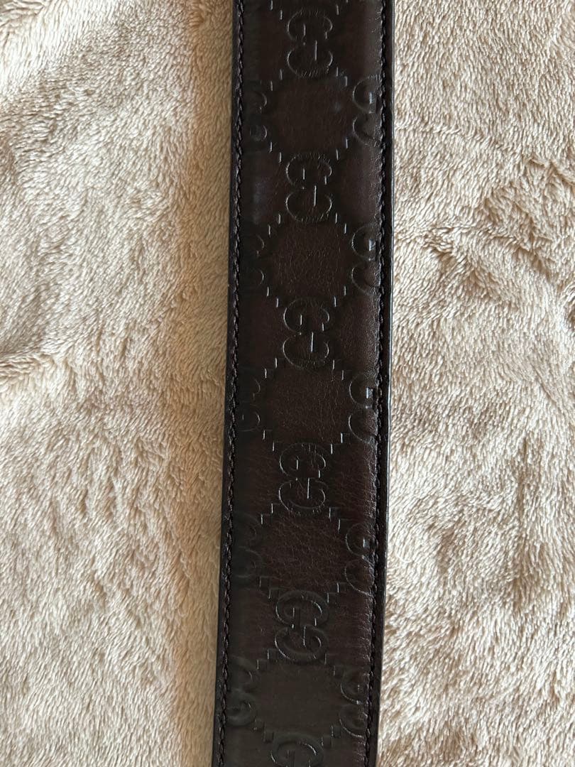 GW中お値下げ中!GUCCI ブラウンレザーベルト ダブルGロゴ