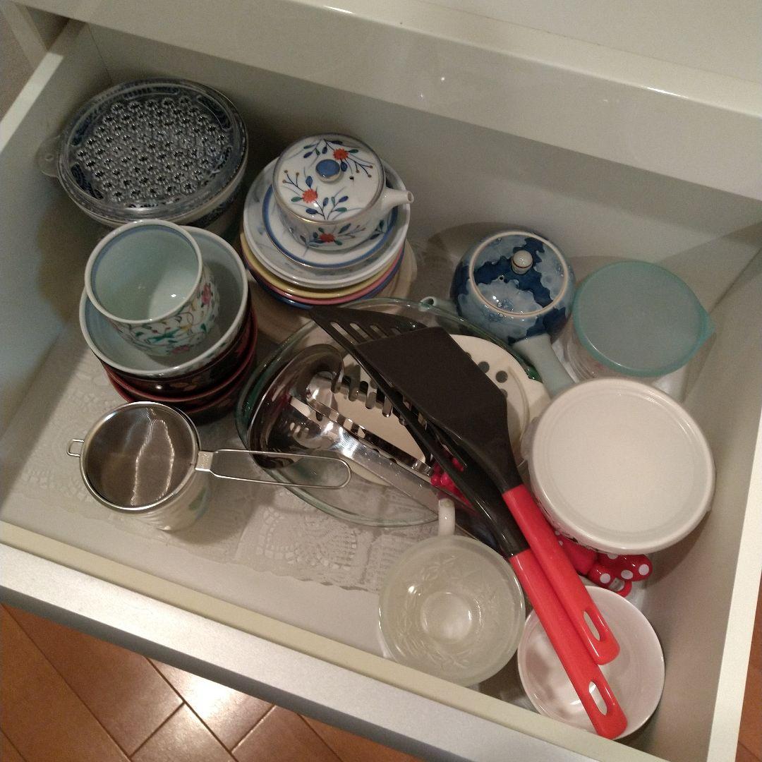 ホワイト 食器棚 ガラス扉 幅59cm(直接取引限定)