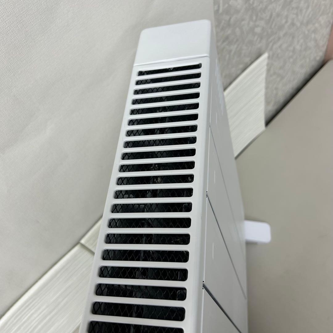 2024年製　VERSOS オイルレスヒーター SH-400 ホワイト