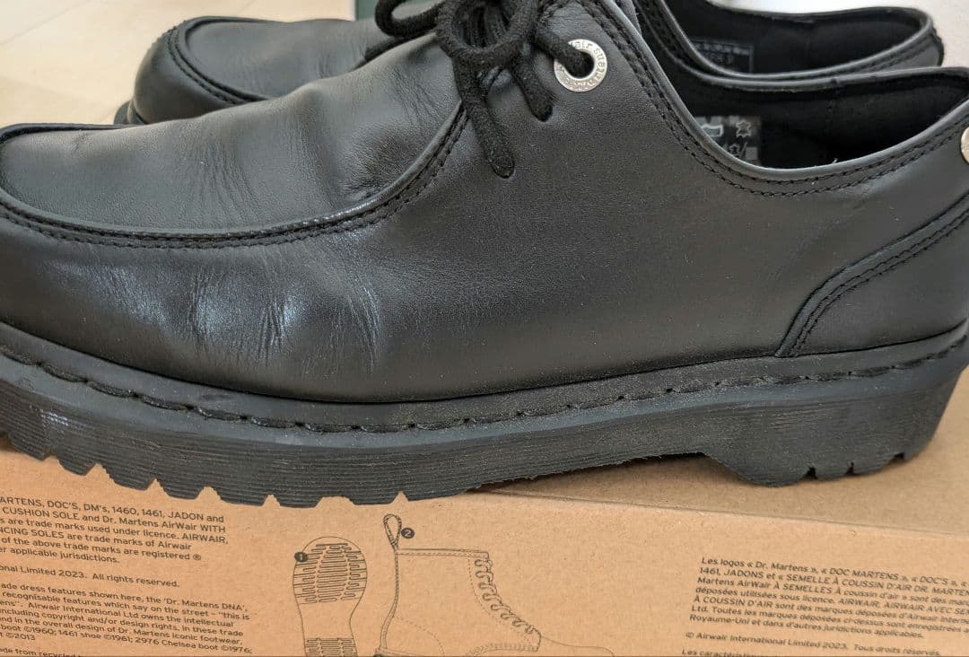 ひ*様 Dr. Martens　ZEFFIR 3I