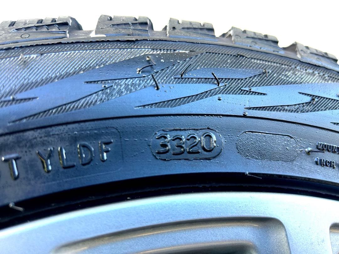 ⭐︎早い者勝ち⭐︎BMW17inchランフラットスタッドレスセット⭐︎F40F44⭐︎