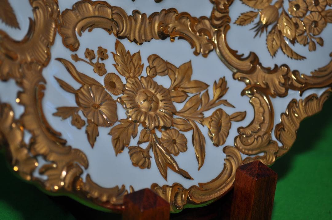 【マイセン】超高級品ゴールドレリーフ・ゴールドリムキャビネットプレート