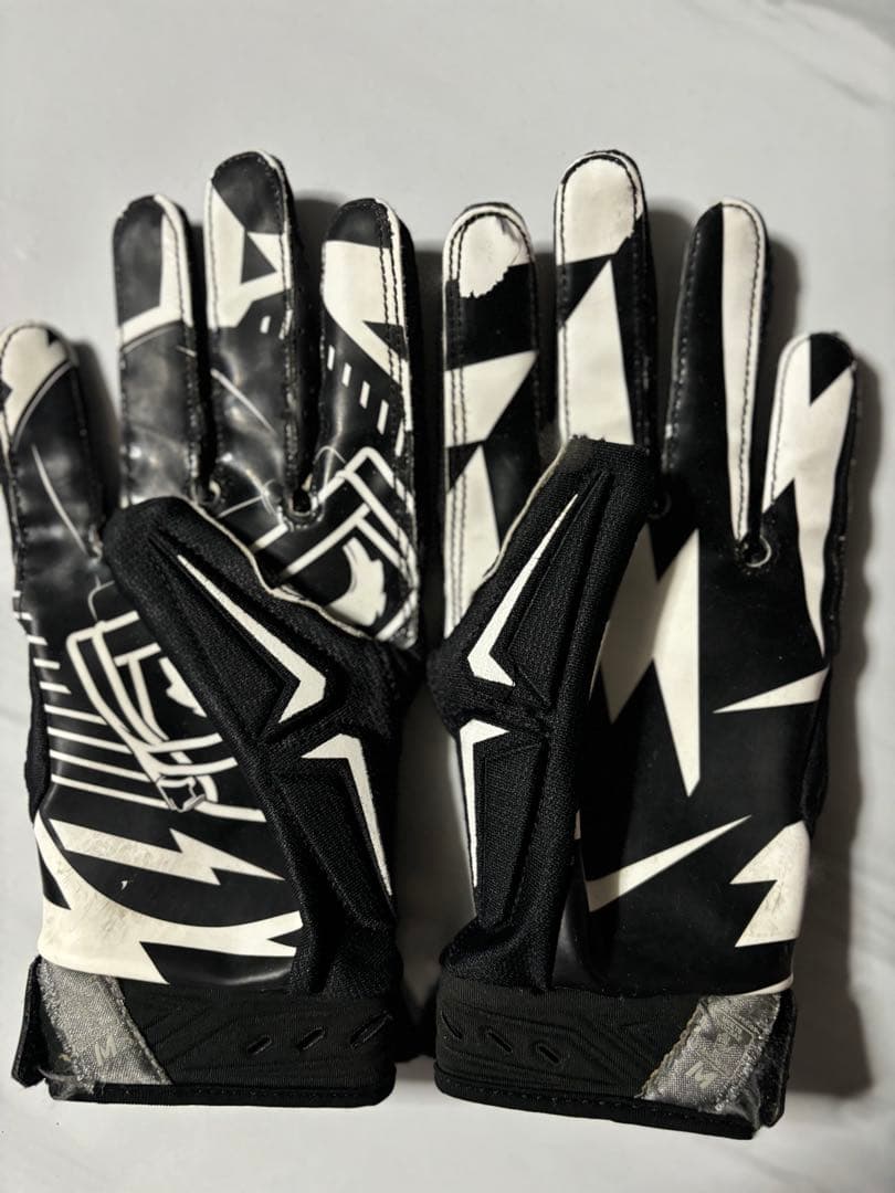 NIKE“SUPERBAD 3.0“ブラック Mサイズ