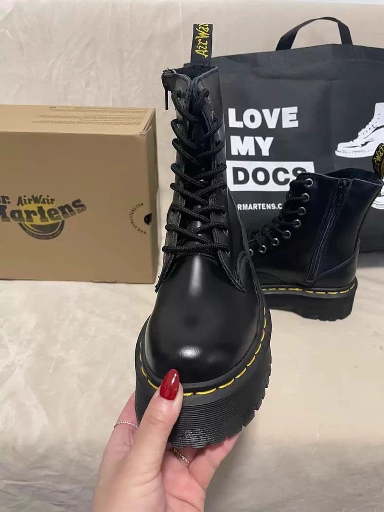 Dr.Martens 厚底 8穴 ハイカット マーチンブーツ レディース23cm