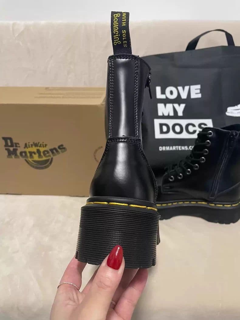 Dr.Martens 厚底 8穴 ハイカット マーチンブーツ レディース23cm