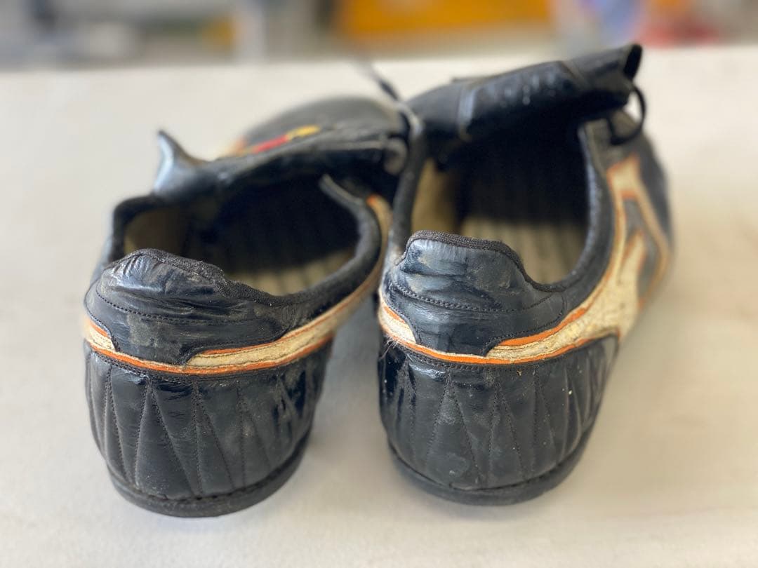 読売ジャイアンツ 桑田真澄実用 革底エナメルスパイク 縫い付けP革付き