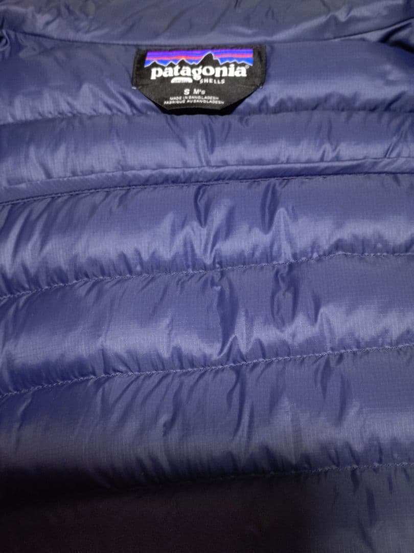 パタゴニアPatagonia ダウンジャケット　ネイビー　メンズSサイズ