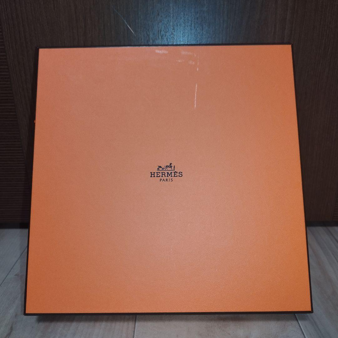 【美品】HERMES　ソレイユ・ドゥ・エルメス デザートプレートNo2　2枚