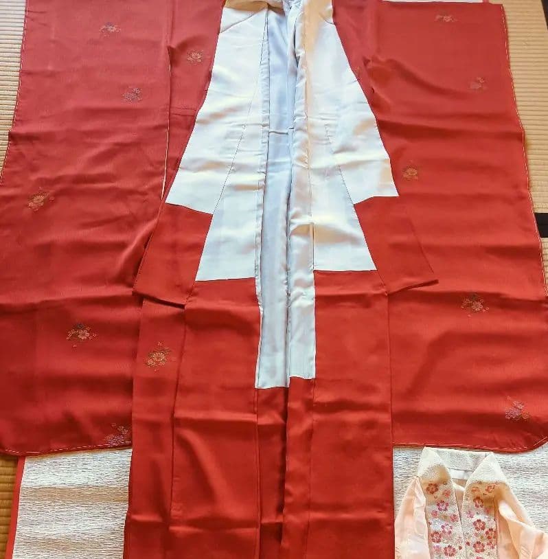 くるみ　トール　未着用振袖 フルセット　赤　無地　丈170 裄70　正絹