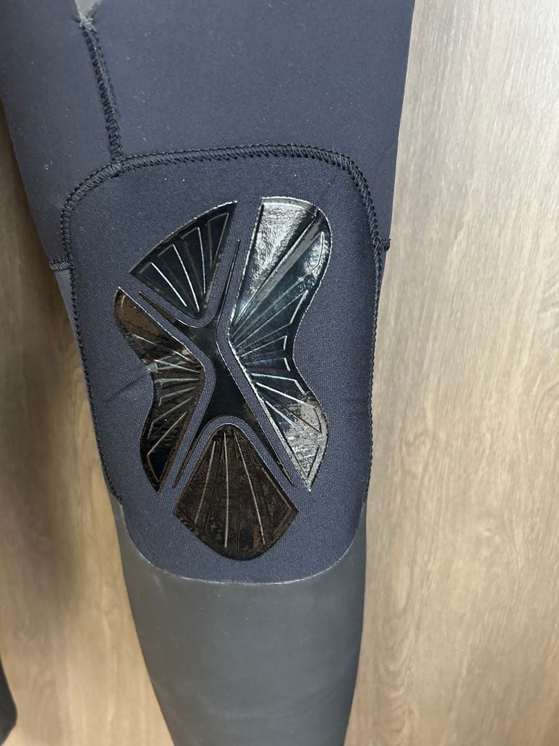 【美品】A•N•Y5×3セミドライウェットスーツ MLWサイズ 2024年モデル