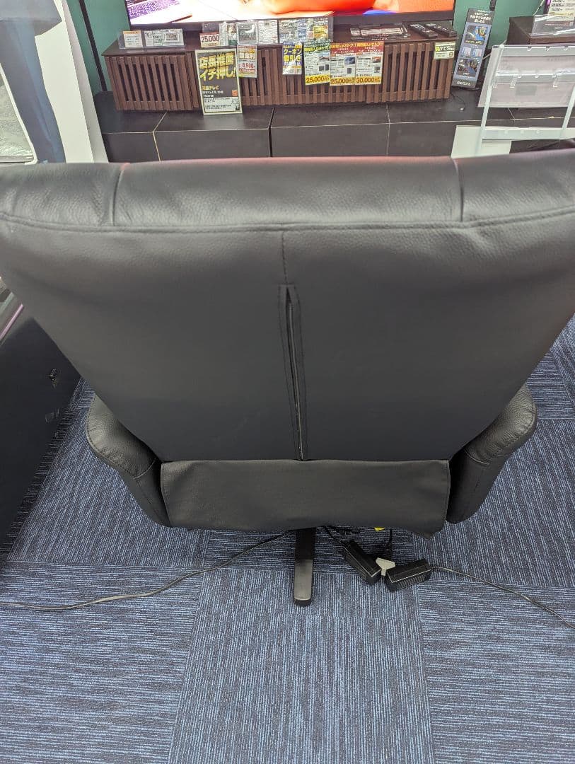 未使用　半額　電動リクライニングチェア 黒　一人掛け　ソファ　本革
