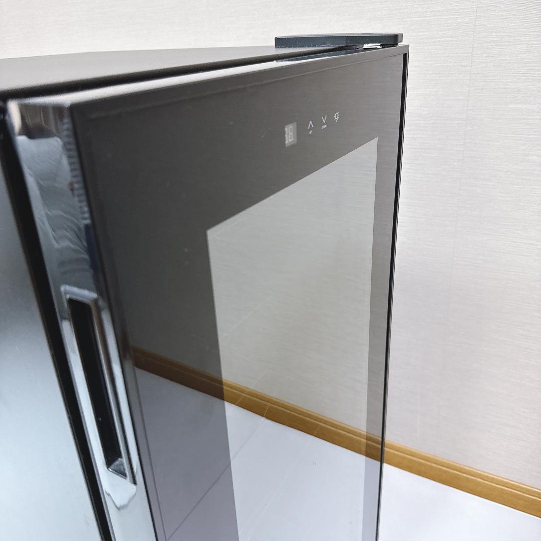【美品】電子式ワインセラー　ルフィエール LW-D32