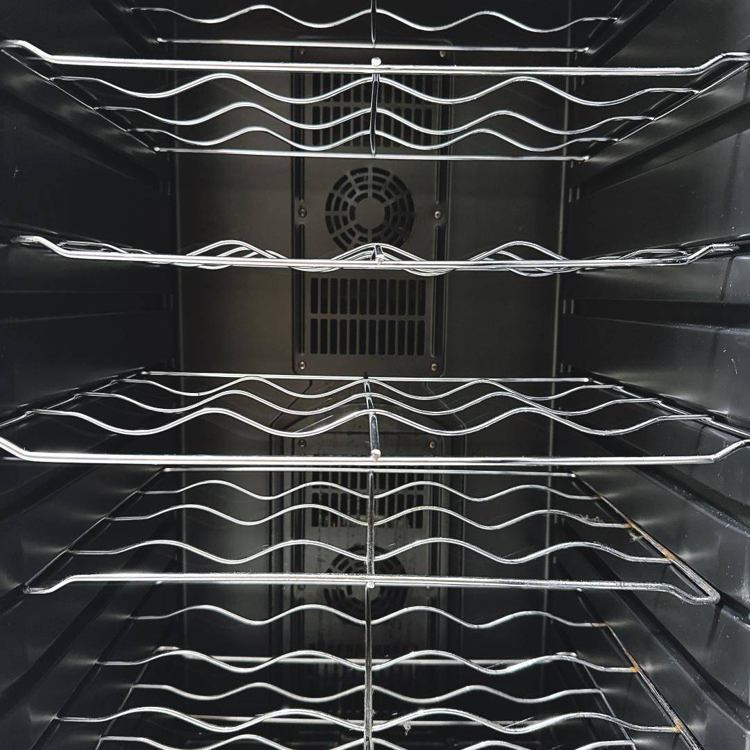 【美品】電子式ワインセラー　ルフィエール LW-D32