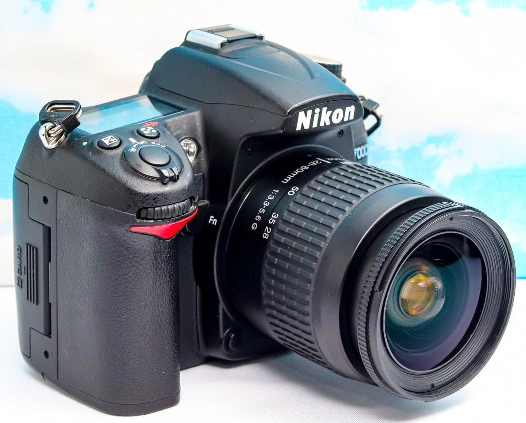 ニコン Nikon D7000⭐️望遠レンズ付⭐️スマホ転送⭐️一眼レフカメラ