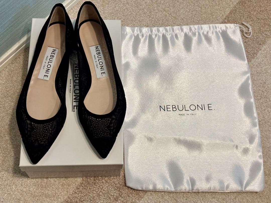 新品　ネブローニ フラワー レース フラットパンプス