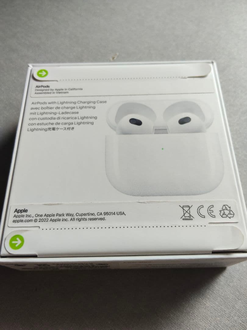 新品未使用✨AirPods Lightning充電ケース付き