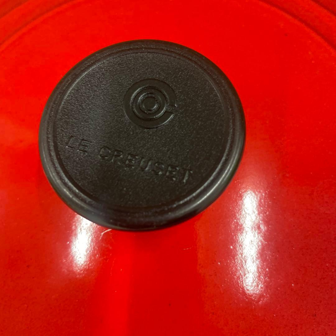 ル・クルーゼ ココットロンド 22cm 赤 両手鍋