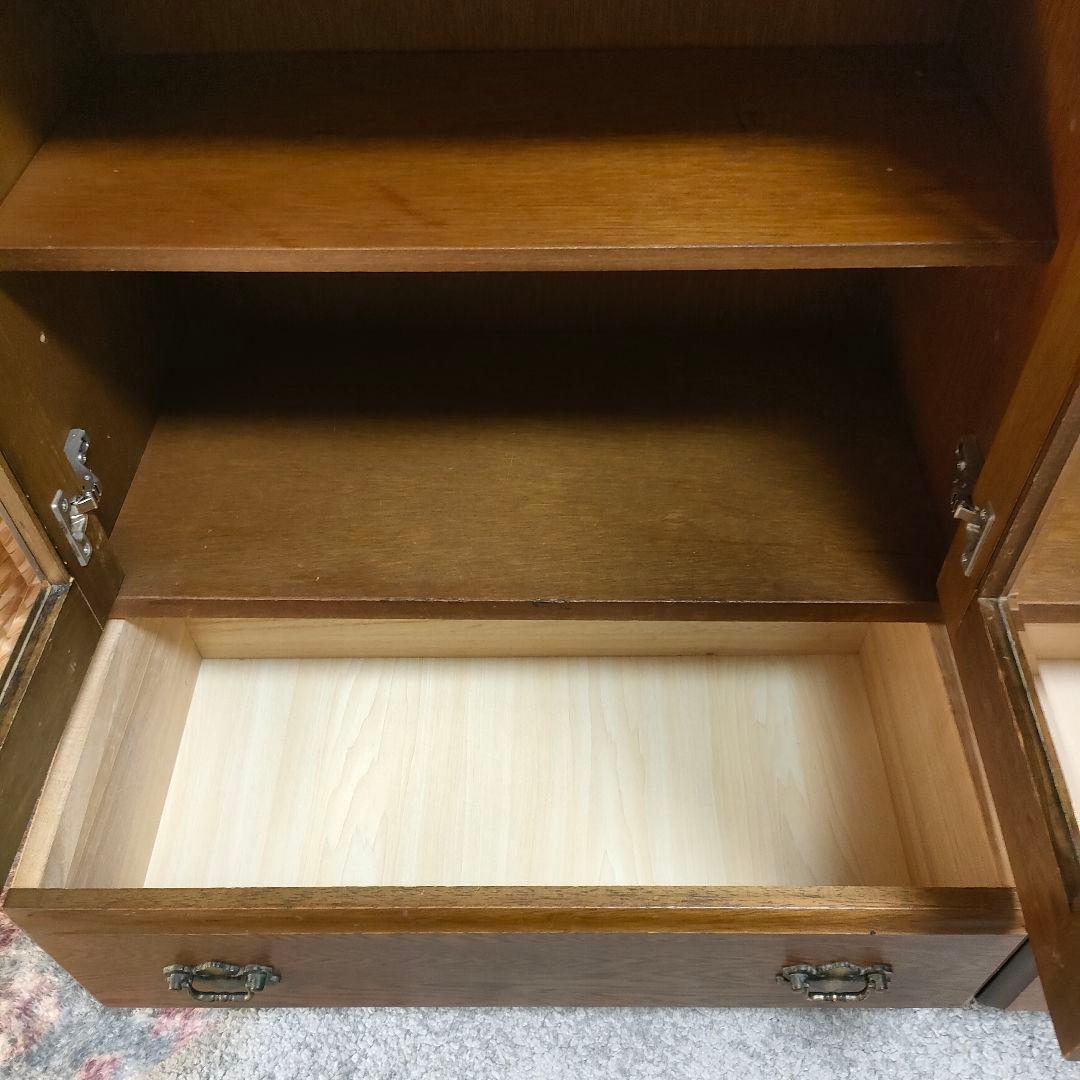 昭和レトロ クラシカル 3枚扉ガラスキャビネット食器棚/飾り棚 日本製