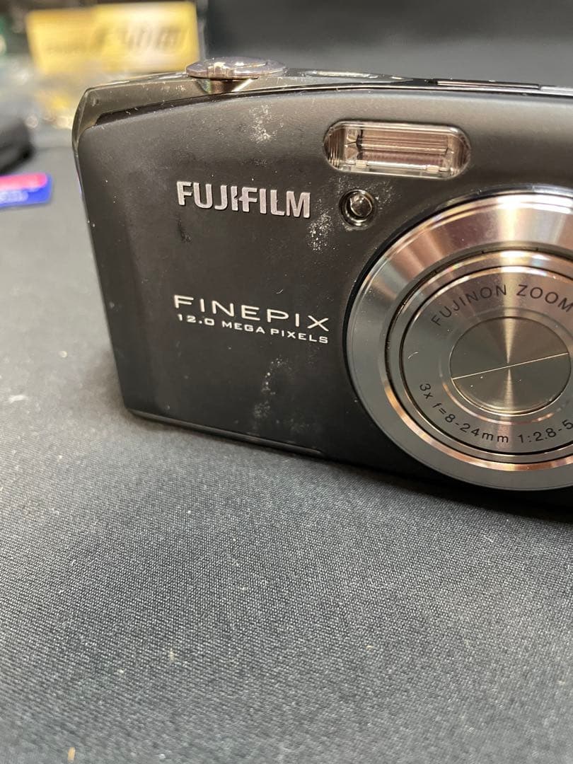 富士フイルム finepix F50fd 充電器　SDカード　元箱　1156