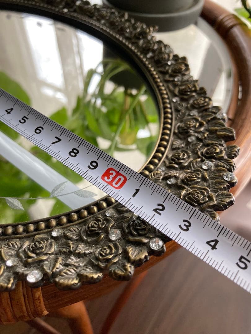 装飾的な楕円形ガラストレイ