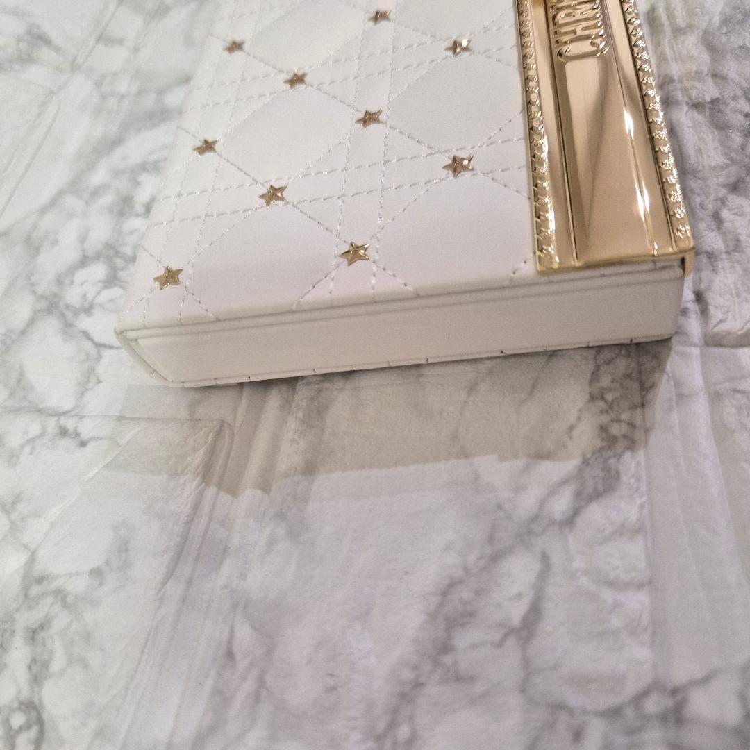 ☆新品未使用☆Dior クリスマスコフレ 2025 アイシャドウパレット