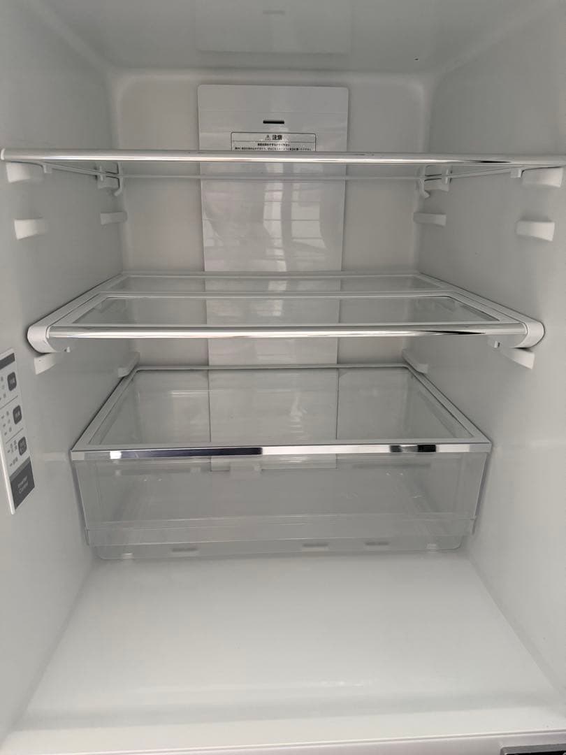 4日までの価格！送料込 Hisense 3ドア冷蔵庫 HR-GZ201B